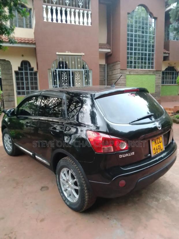 Nissan Dualis 2011 Black