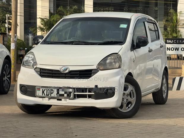 Daihatsu Mira 2016 White