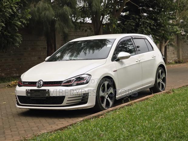 Volkswagen Golf GTI 2015 White