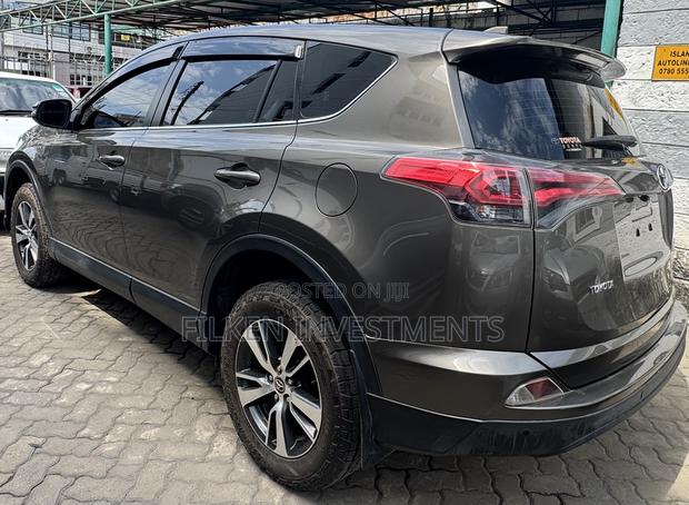 Toyota RAV4 2018 Ivory