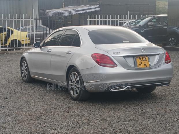 Mercedes-Benz C180 2016 Silver