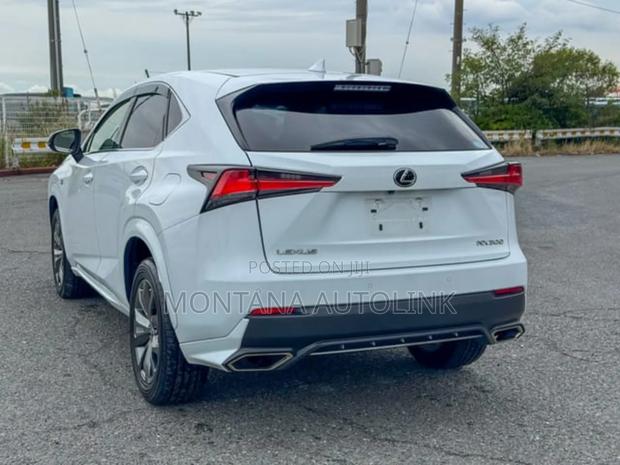 Lexus NX 300 FWD 2019 Pearl