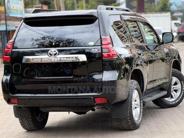 Toyota Land Cruiser Prado 2.8 2020 Black