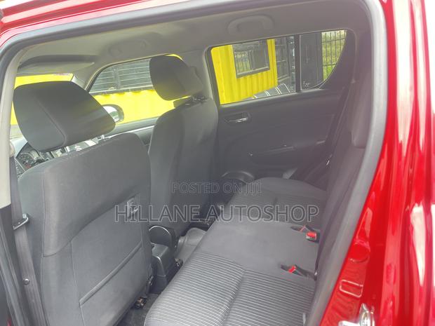 Suzuki Swift 2016 Red