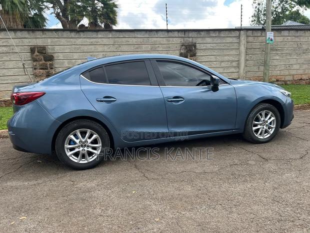 Mazda Axela SV Premium 2014