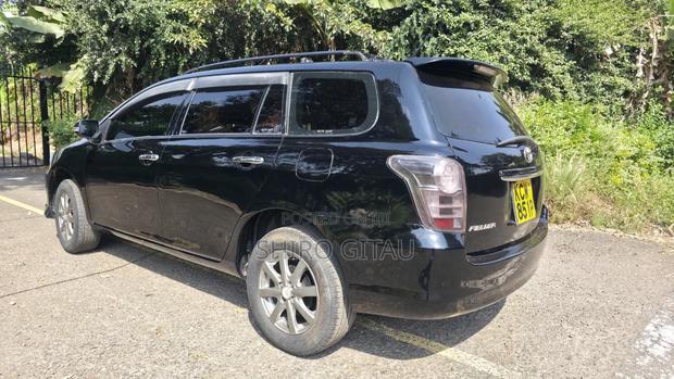 Toyota Corolla Fielder 2012 Black