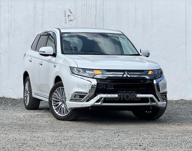 Mitsubishi Outlander 2.0 PHEV AWD 2019 White