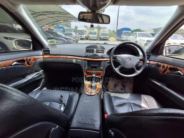 Mercedes-Benz E220 2008 White