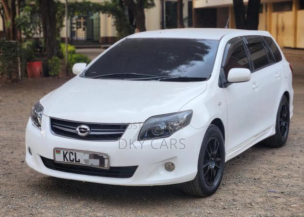Toyota Corolla Fielder 2012 White