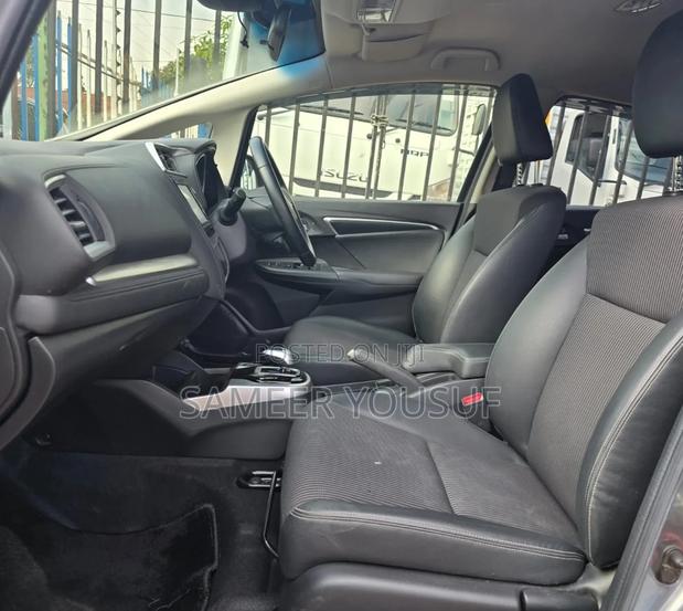Honda Fit 2019 Silver