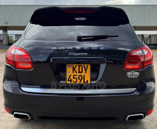 Porsche Cayenne 2014 Black