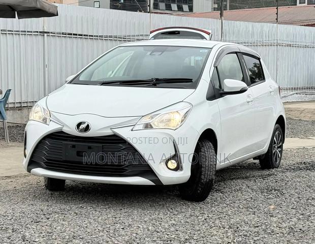 Toyota Vitz 1.3 FWD 5dr 2019 White
