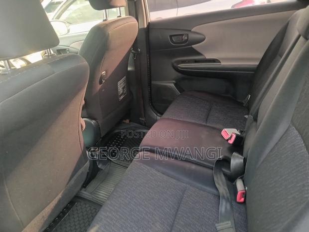 Toyota Wish 2012 White