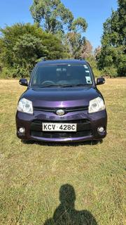 Toyota Sienta 2013 for sale