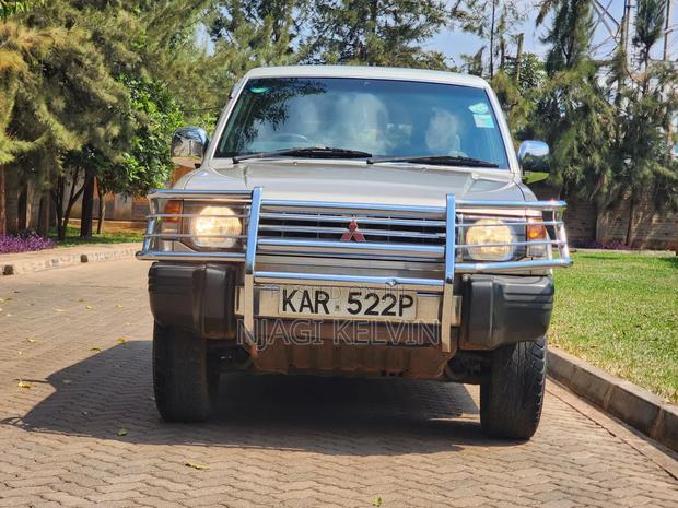 Mitsubishi Pajero 2004 Brown