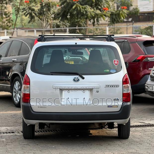 Toyota Probox 2020 Silver
