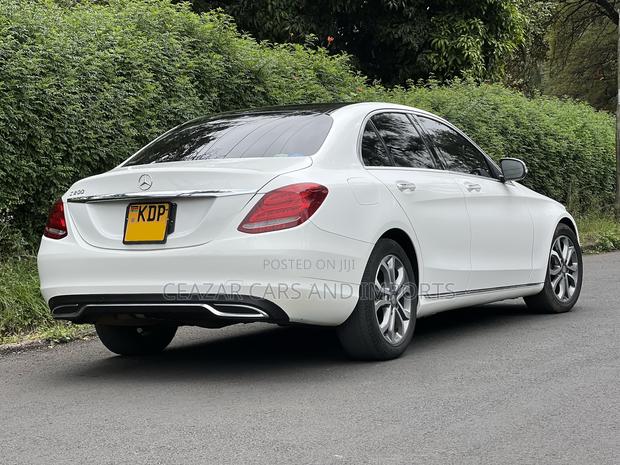Mercedes-Benz C200 2016 White