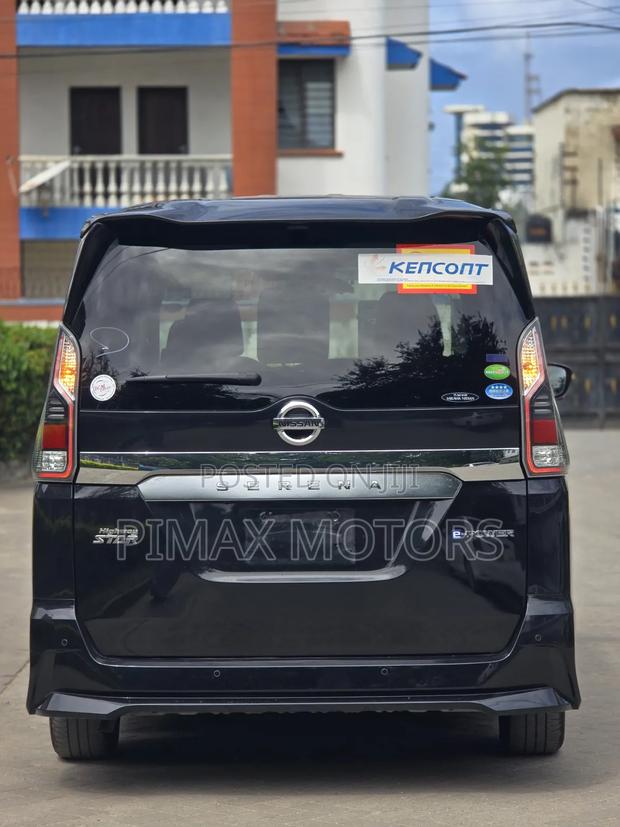 Nissan Serena 2019 Black
