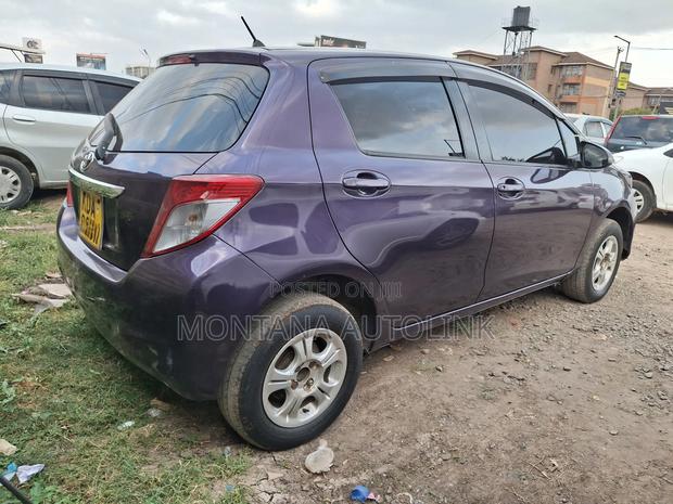Toyota Vitz 1.0 FWD 5dr 2013 Purple