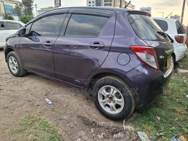 Toyota Vitz 1.0 FWD 5dr 2013 Purple