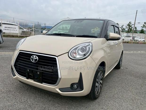 Toyota Passo 2019 Beige