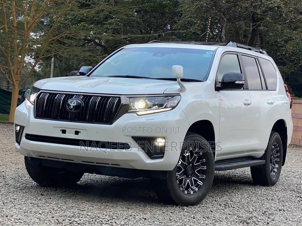 Toyota Land Cruiser Prado 2021 White