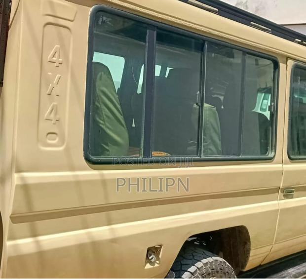 Toyota Land Cruiser 2015 Beige