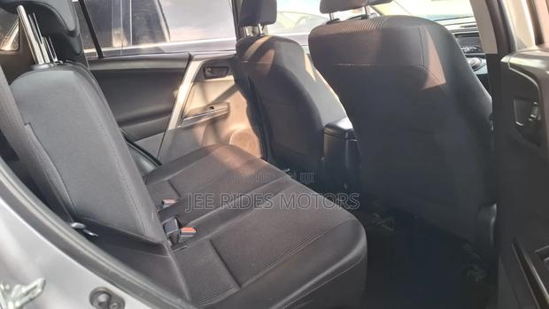 Toyota RAV4 2017 Gray