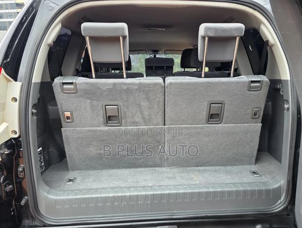Toyota Land Cruiser Prado 2012 Black