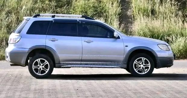 Mitsubishi Outlander 2.4 4WD Intense 2007 Silver