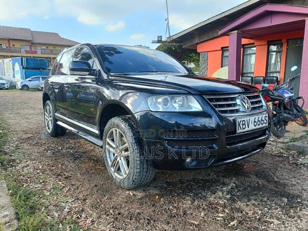 Volkswagen Touareg 2.5 R5 TDi 2006 Gray