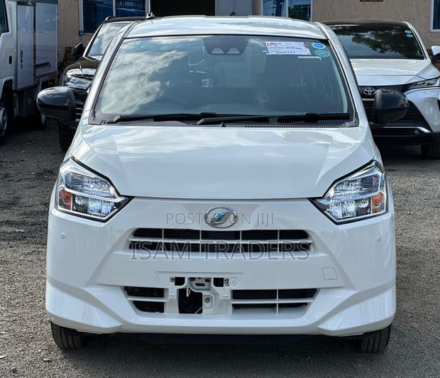 Daihatsu Mira 2019 Pearl