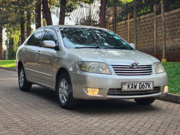Toyota Corolla 2005 Gold