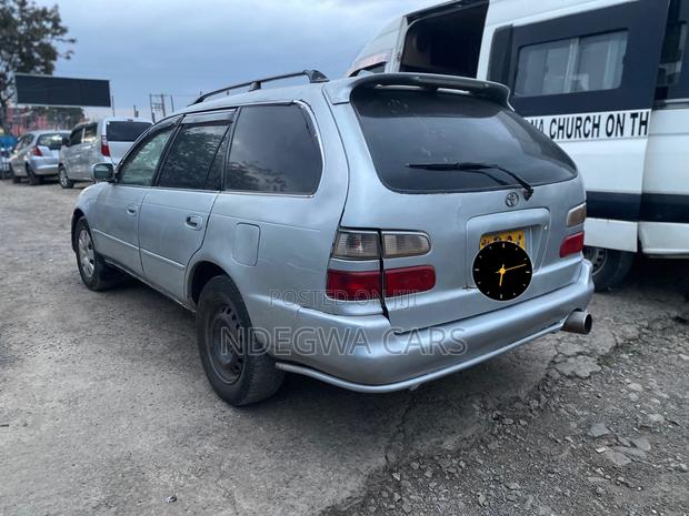 Toyota Corolla G-Touring 2002 Silver