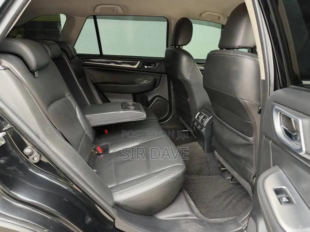 Subaru Outback 2015 Black