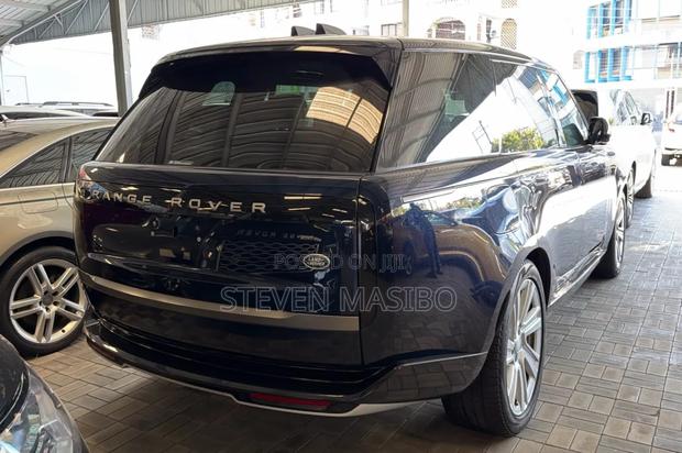 Land Rover Range Rover Vogue 2022 Blue