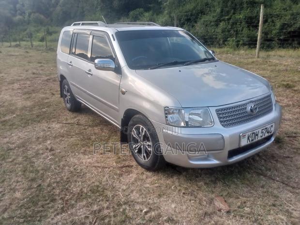 Toyota Succeed SV Premium 2014 Silver