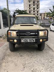 Toyota Land Cruiser 2018 Beige for sale