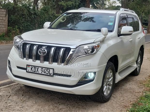 Toyota Land Cruiser Prado 2015 White