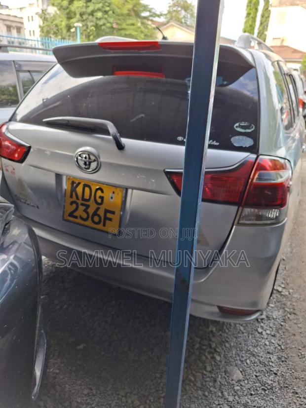 Toyota Corolla Fielder 2015 Silver