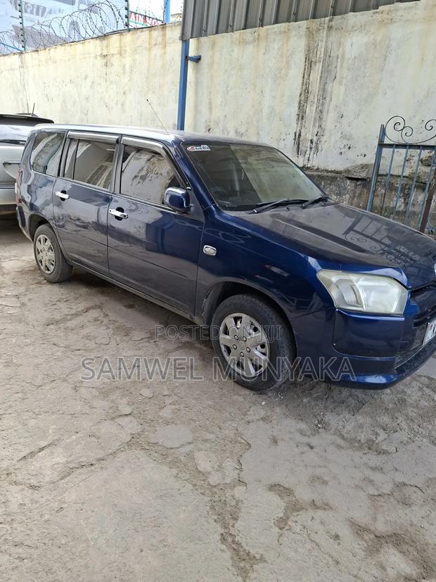 Toyota Probox 2016 Blue
