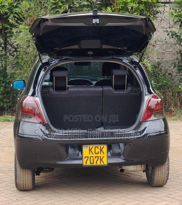 Toyota Vitz 2010 Black