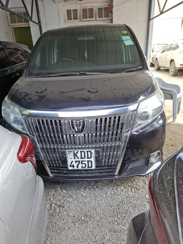 Toyota Esquire 2015 Black