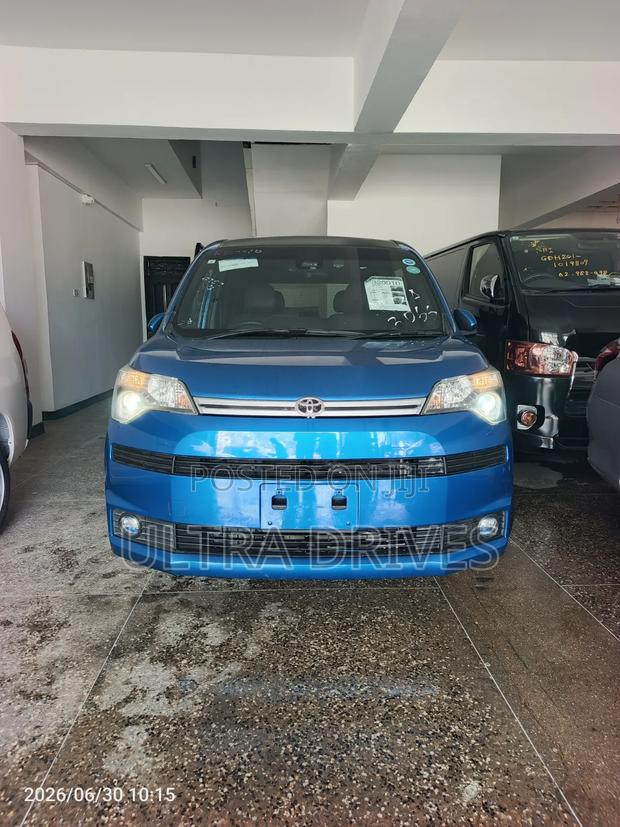 Toyota Spade 2019 Blue