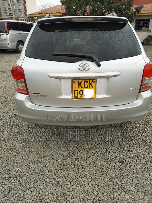 Toyota Corolla Fielder 2009 Silver