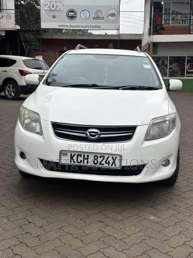 Toyota Corolla Fielder 1.5 Petrol FWD 2010 White