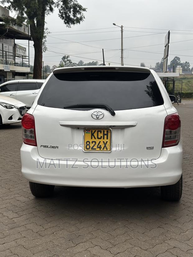 Toyota Corolla Fielder 1.5 Petrol FWD 2010 White