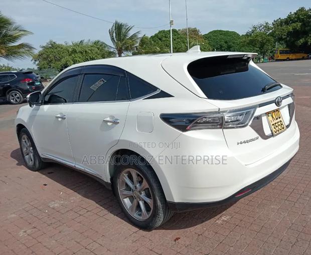 Toyota Harrier 2017 White