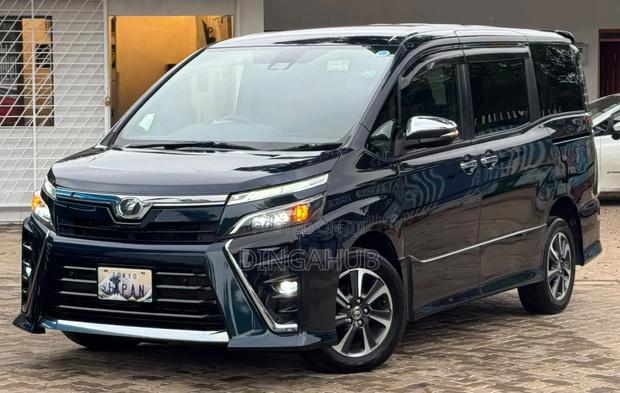 Toyota Voxy 2019 Blue