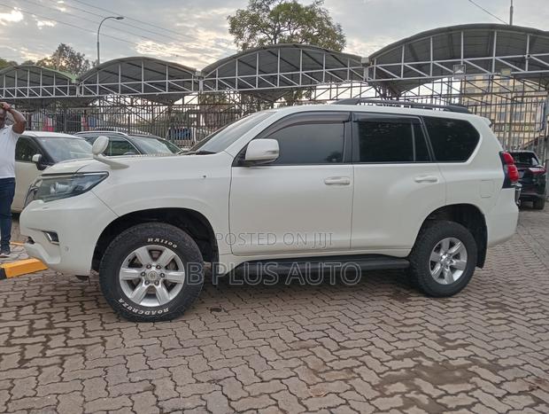 Toyota Land Cruiser Prado 2016 White